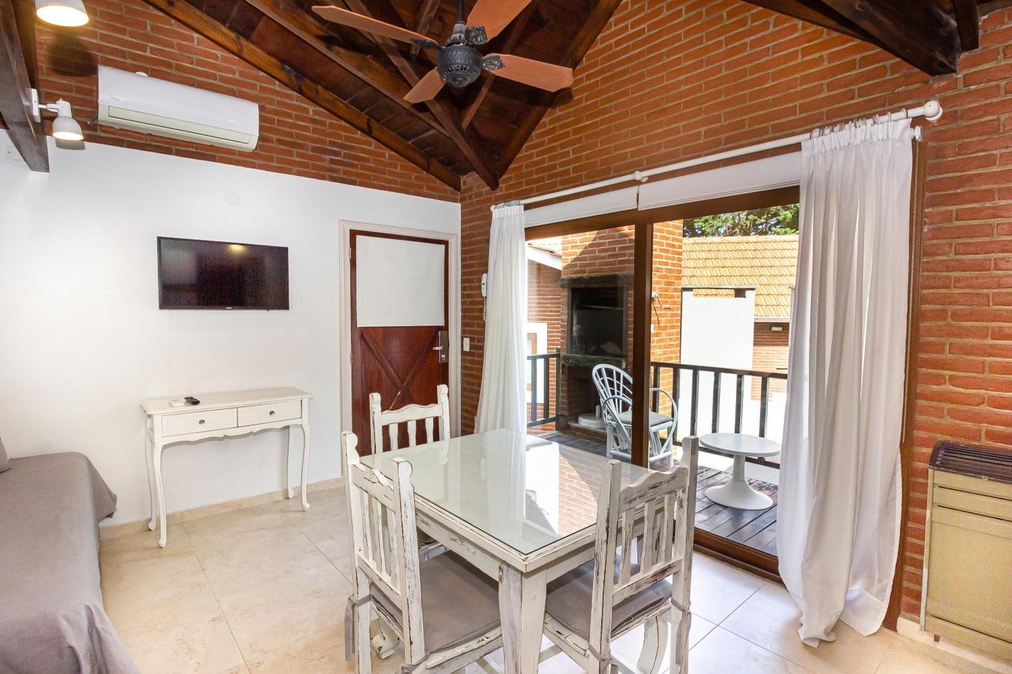 Punta Cerezo Apart Carilo Exterior foto
